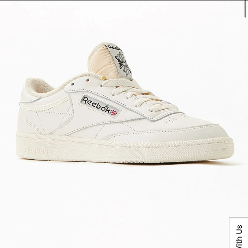 Reebok White & Black Club C 85 Vintage Shoes
